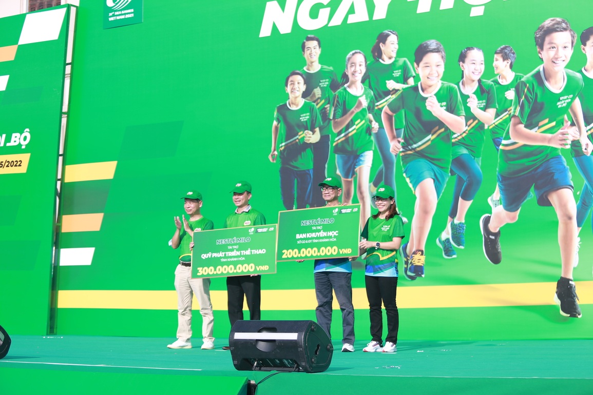 Hàng ngàn học sinh tỉnh Khánh Hòa được tiếp ý chí tại Ngày hội đi bộ MILO 2022 - 9