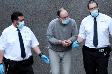 Anh chấn động vụ nhân viên bệnh viện xâm hại 100 tử thi trong nhà xác