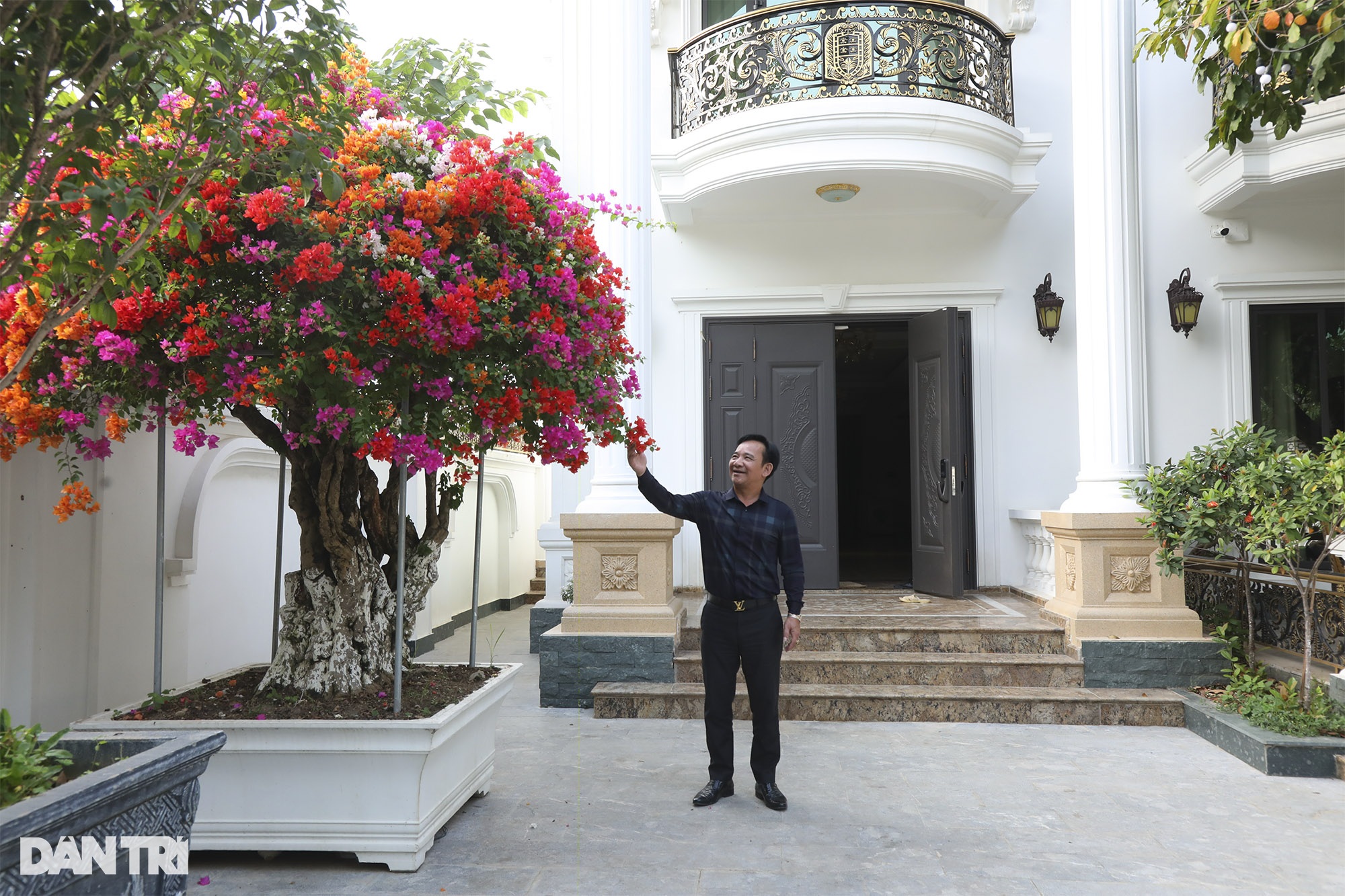 Điều không ngờ về vợ chồng Đại gia chân đất Quang Tèo - 11 Điều không ngờ về vợ chồng Đại gia chân đất Quang Tèo - 11