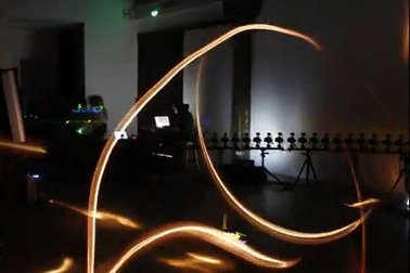 Video tuyệt đẹp quay chậm “ánh sáng” từ 96 máy ảnh