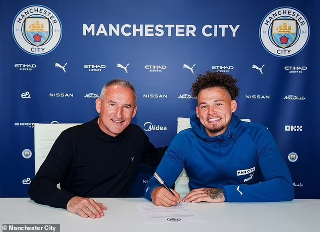 Sau Erling Haaland, Man City tiếp tục nổ bom tấn trị giá 50 triệu bảng - 1 Sau Erling Haaland, Man City tiếp tục nổ bom tấn trị giá 50 triệu bảng - 1