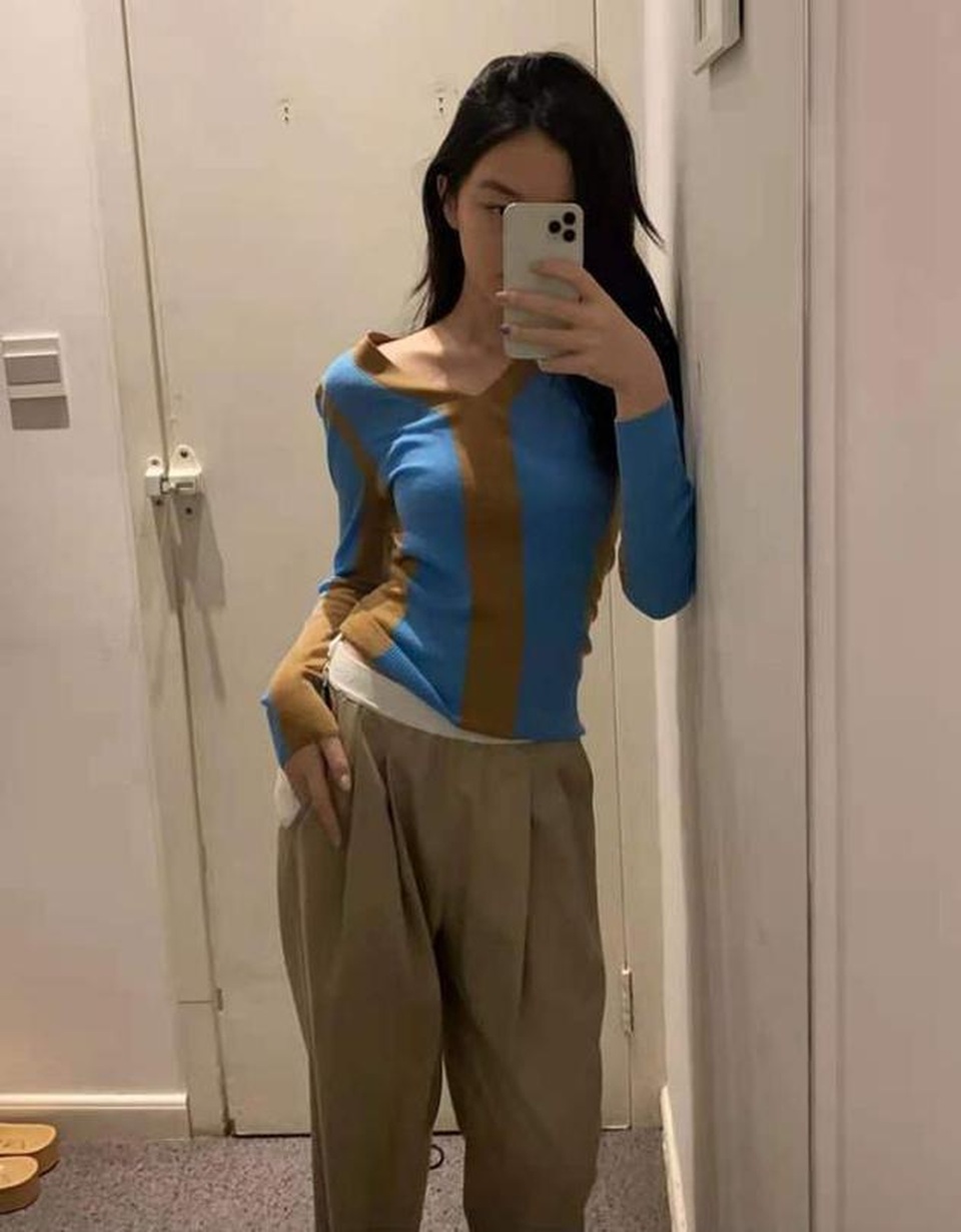 Con gái thứ hai của Vương Phi càng lớn càng sành điệu - 3 Con gái thứ hai của Vương Phi càng lớn càng sành điệu - 3