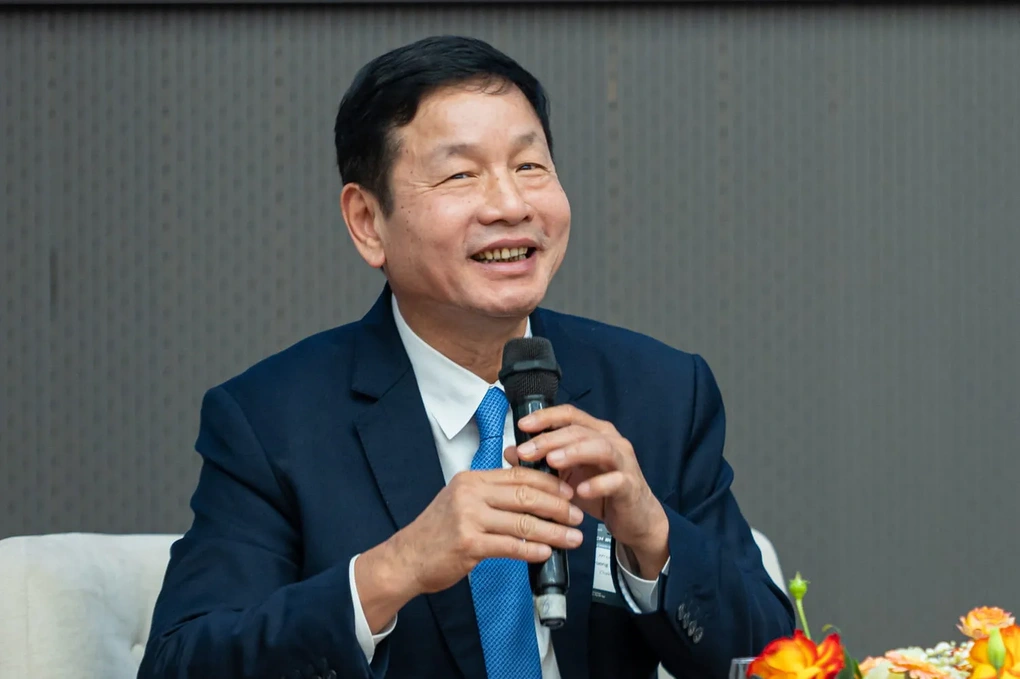 FPT thắng lớn ở nước ngoài; tài sản ông Trương Gia Bình tăng mạnh - 1 FPT thắng lớn ở nước ngoài; tài sản ông Trương Gia Bình tăng mạnh - 1