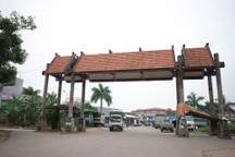 Bắt giữ 6 đối tượng dùng súng, dao kiếm hỗn chiến ở chợ Hội Đô