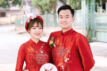 Hé lộ đám cưới nam chính "Phố trong làng" với bạn gái kém 11 tuổi