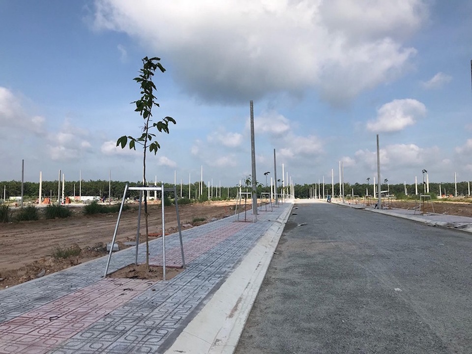 Doanh nghiệp tung chiêu bia kèm lạc, BĐS Long An hút nhà đầu tư - 2 Doanh nghiệp tung chiêu bia kèm lạc, BĐS Long An hút nhà đầu tư - 2