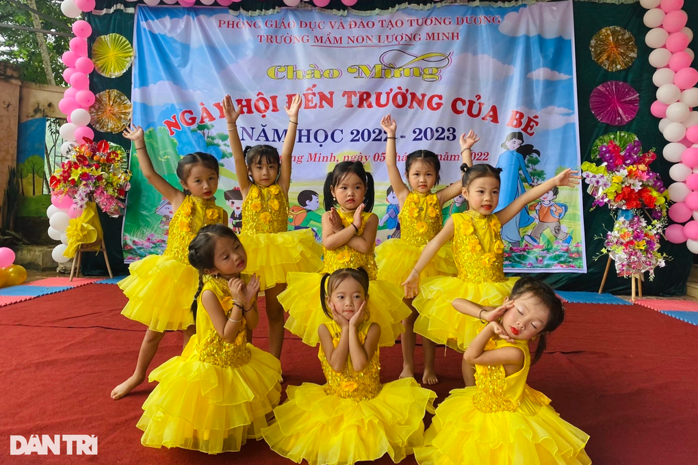Lũ ập về trong đêm, nhiều trường ở vùng cao Nghệ An chưa thể khai giảng - 4 Lũ ập về trong đêm, nhiều trường ở vùng cao Nghệ An chưa thể khai giảng - 4