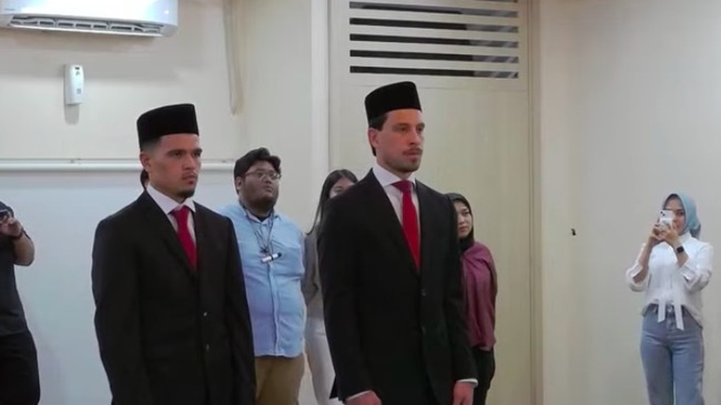 Indonesia tăng hỏa lực mạnh trước trận gặp đội tuyển Việt Nam - 1 Indonesia tăng hỏa lực mạnh trước trận gặp đội tuyển Việt Nam - 1