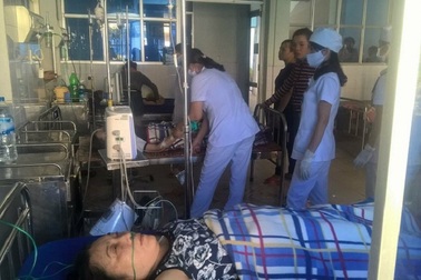 Bật máy phát điện lúc ngủ, gia đình 5 người nguy kịch