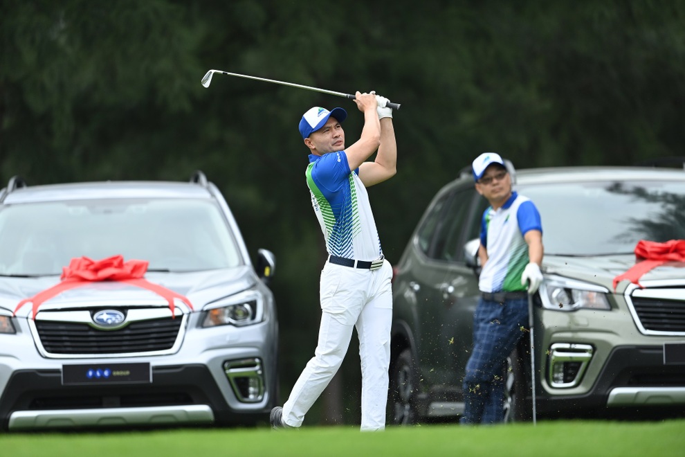 Golfer trẻ Nguyễn Anh Minh vô địch giải Golf Tournament 2021 - 2 Golfer trẻ Nguyễn Anh Minh vô địch giải Golf Tournament 2021 - 2