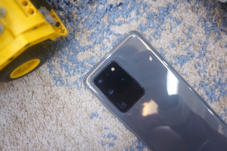 Đánh giá Galaxy S20 Ultra - Sự lột xác ấn tượng - 3 Đánh giá Galaxy S20 Ultra - Sự lột xác ấn tượng - 3