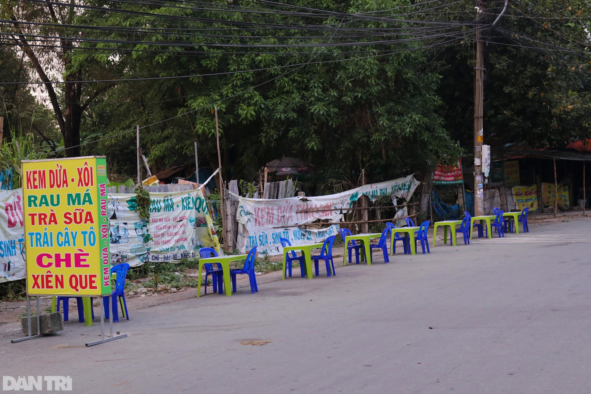 Cảnh đìu hiu, vắng vẻ chưa từng thấy tại Làng Đại học lớn nhất TPHCM - 6