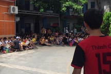 Hơn 400 công nhân ngừng việc tập thể vì lo mất việc, quyền lợi