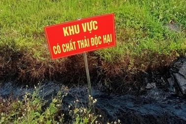 Ai phải sống chung với chất thải nguy hại?