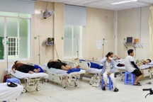 Vụ 345 người nhập viện sau khi ăn cơm gà: Một thai phụ chuyển biến nặng