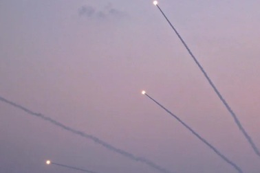 Tên lửa từ Gaza tấn công Tel Aviv, Thủ tướng Israel cắt ngắn chuyến công du Mỹ