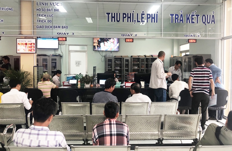Thu ngân sách trên 18.000 tỷ đồng nhờ cải cách hành chính, cải thiện môi trường đầu tư - 2 Thu ngân sách trên 18.000 tỷ đồng nhờ cải cách hành chính, cải thiện môi trường đầu tư - 2