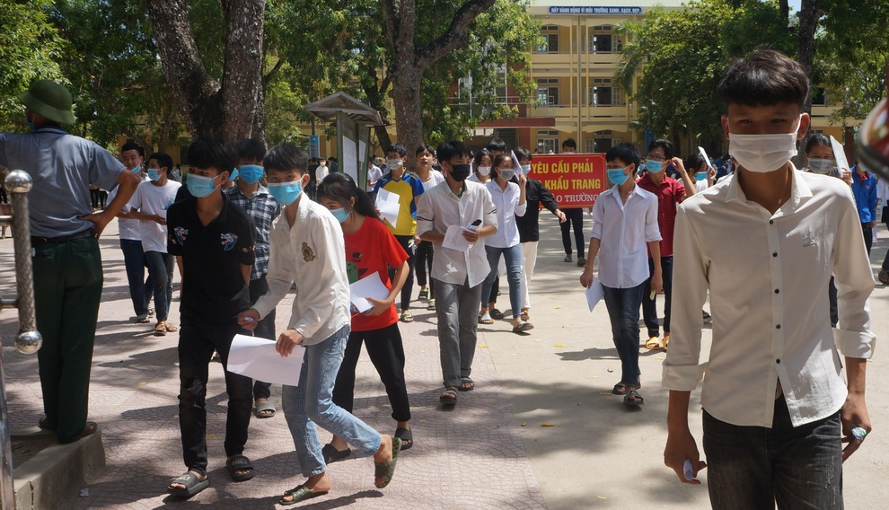 Giám đốc Sở GDĐT Nghệ An lên tiếng về thông tin rò rỉ đề thi môn Ngữ văn - 3 Giám đốc Sở GDĐT Nghệ An lên tiếng về thông tin rò rỉ đề thi môn Ngữ văn - 3