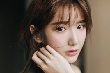 Mao Hiểu Đồng của "30 chưa phải là hết" từng bị cha ruột bôi nhọ, đòi tiền