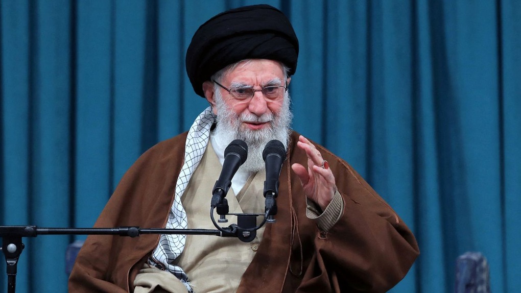 Lãnh tụ Iran cảnh báo đanh thép sau kêu gọi đầu hàng vô điều kiện của Mỹ - 1 Lãnh tụ Iran cảnh báo đanh thép sau kêu gọi đầu hàng vô điều kiện của Mỹ - 1
