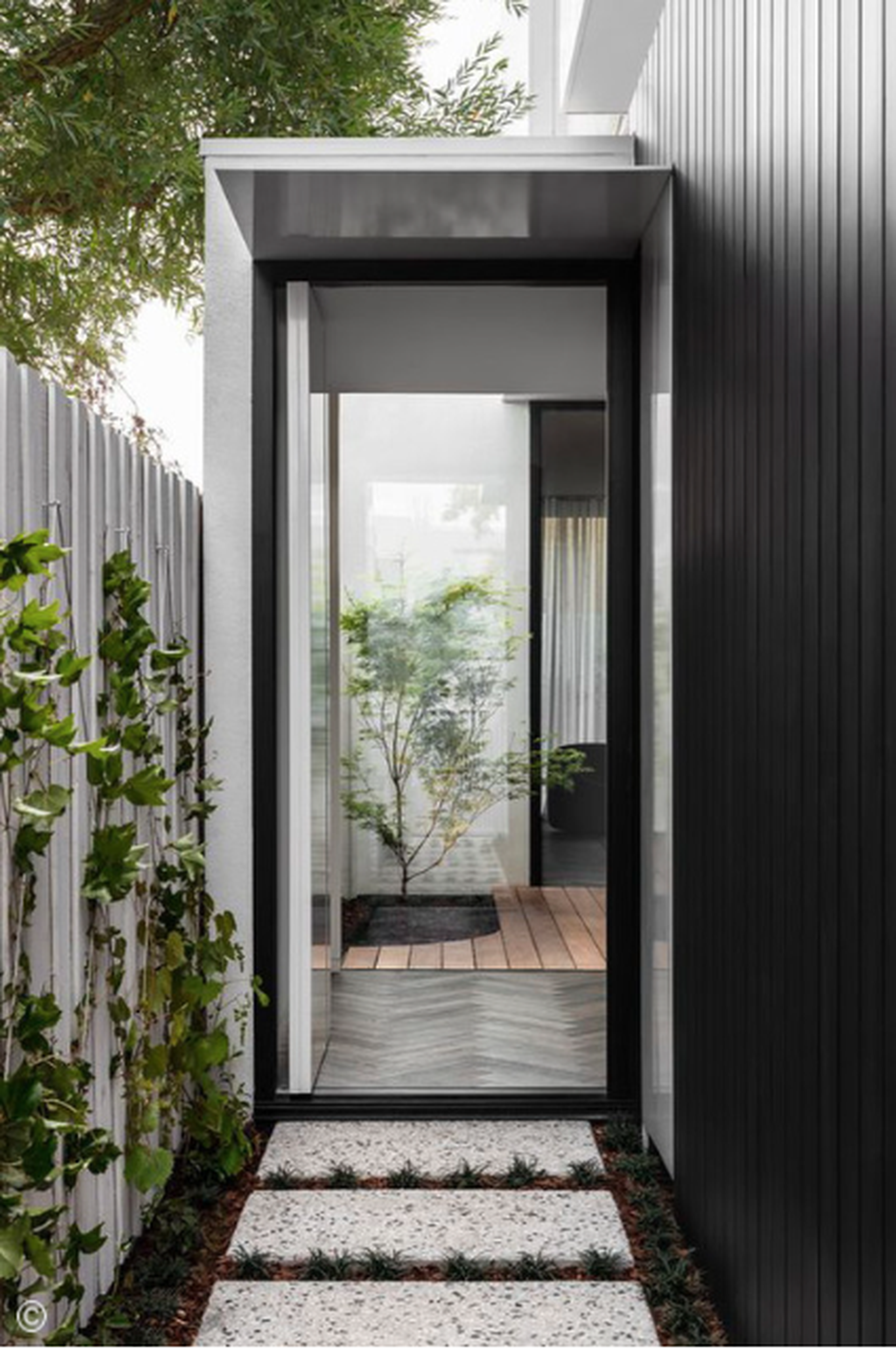 Chọn cửa ra vào sao cho phù hợp? - 6 Chọn cửa ra vào sao cho phù hợp? - 6