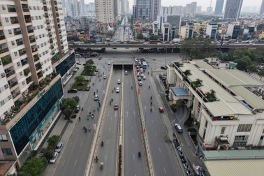 Hà Nội tổng vệ sinh toàn bộ cầu và hầm chui