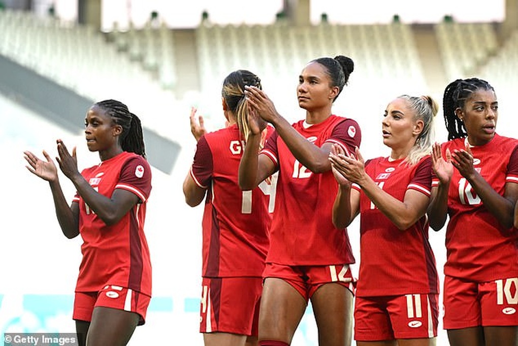 Top 5 vụ bê bối gây tranh cãi lớn ở Olympic 2024 - 2 Top 5 vụ bê bối gây tranh cãi lớn ở Olympic 2024 - 2