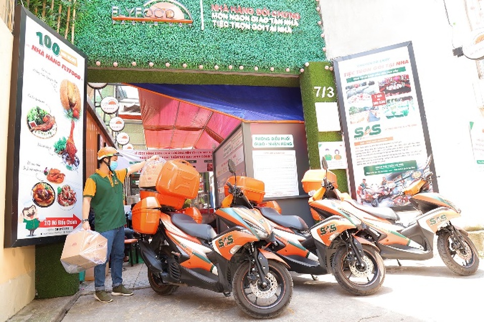 FLYFOOD ra mắt cơm gia đình giao tận nơi để đáp ứng nhu cầu mùa dịch - 3 FLYFOOD ra mắt cơm gia đình giao tận nơi để đáp ứng nhu cầu mùa dịch - 3
