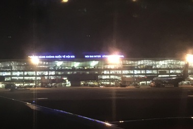 Cháy tủ điện trong sân bay Nội Bài