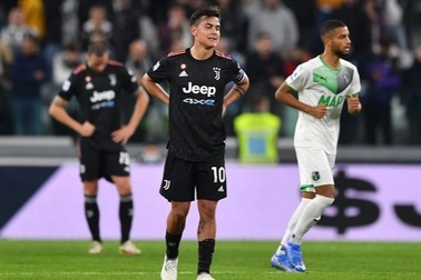 Juventus thua đau đớn ở phút 95, lập kỷ lục tệ hại