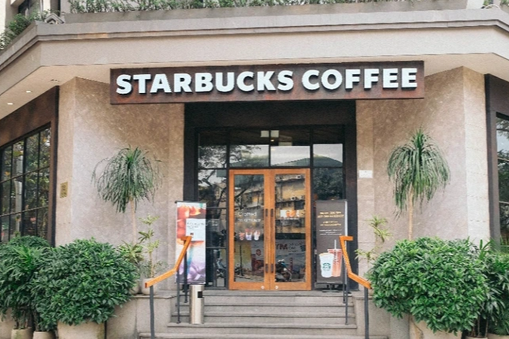 Cửa hàng Starbucks đầu tiên tại Hà Nội sắp đóng cửa sau 8 năm hoạt động - 1 Cửa hàng Starbucks đầu tiên tại Hà Nội sắp đóng cửa sau 8 năm hoạt động - 1