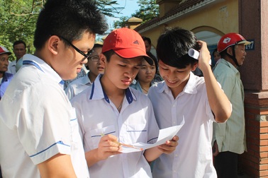 Đề Tiếng Anh dễ hơn thi thử