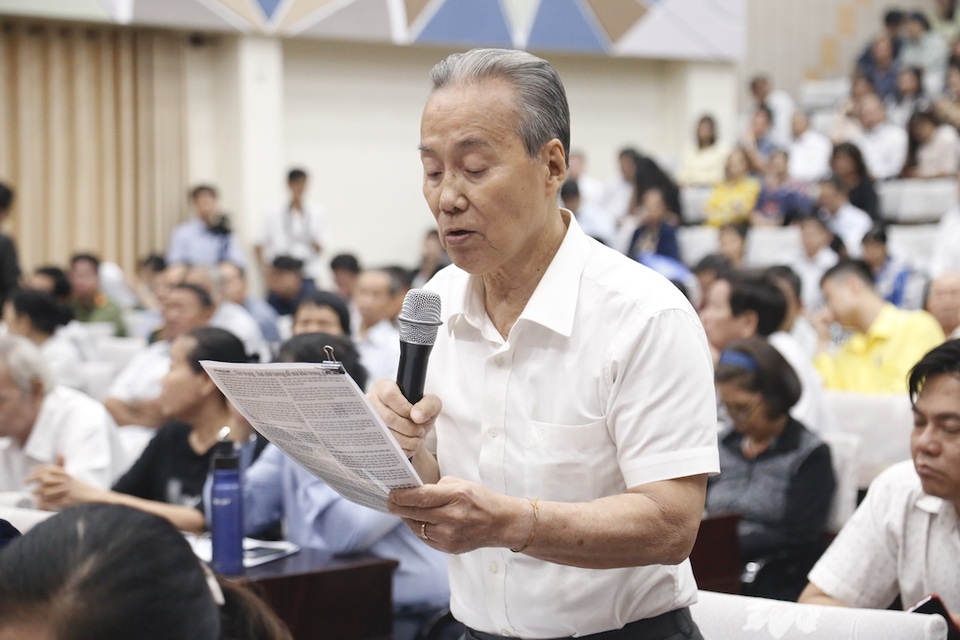 Cử tri TPHCM: Cần coi tham nhũng là tội phản quốc! - 2 Cử tri TPHCM: Cần coi tham nhũng là tội phản quốc! - 2