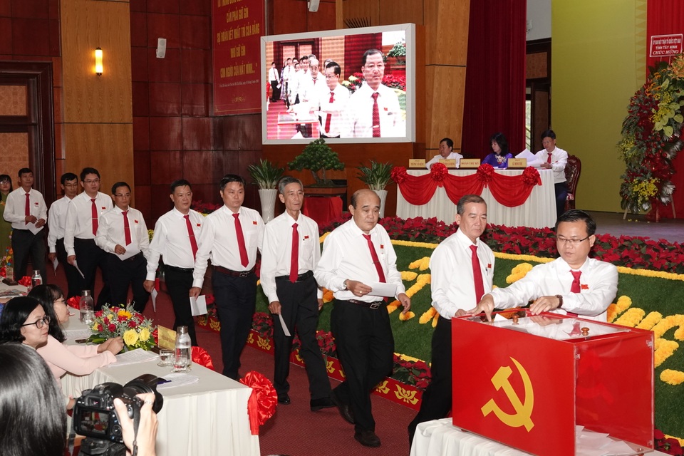 Ông Nguyễn Thành Tâm tái đắc cử Bí thư Tỉnh ủy Tây Ninh - 4 Ông Nguyễn Thành Tâm tái đắc cử Bí thư Tỉnh ủy Tây Ninh - 4