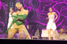 Sinh viên Thăng Long "đốt cháy" sân khấu với màn biểu diễn âm nhạc đỉnh cao