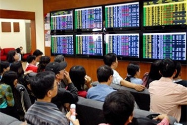 Vợ sếp lớn VIB chi hàng chục tỷ đồng mua 1,4 triệu cổ phiếu