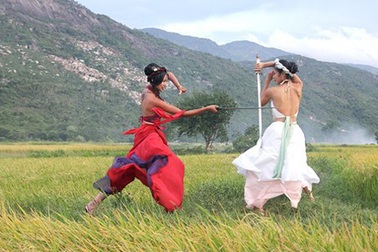 Vượt qua mọi lời chê, “Mỹ nhân kế” lập kỷ lục 52 tỷ đồng doanh thu