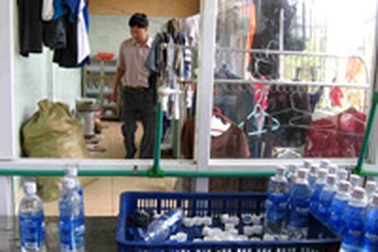 Bơm nước sông làm… nước tinh khiết  