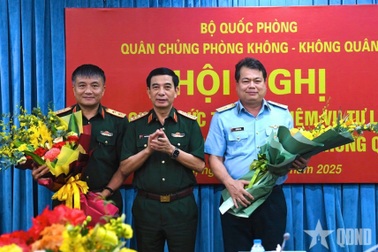 Thiếu tướng Vũ Hồng Sơn làm Tư lệnh Quân chủng Phòng không - Không quân