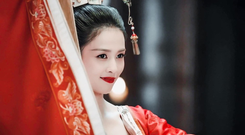 Làm quen với mỹ nhân của “Nửa là đường mật nửa là đau thương” - 7 Làm quen với mỹ nhân của “Nửa là đường mật nửa là đau thương” - 7