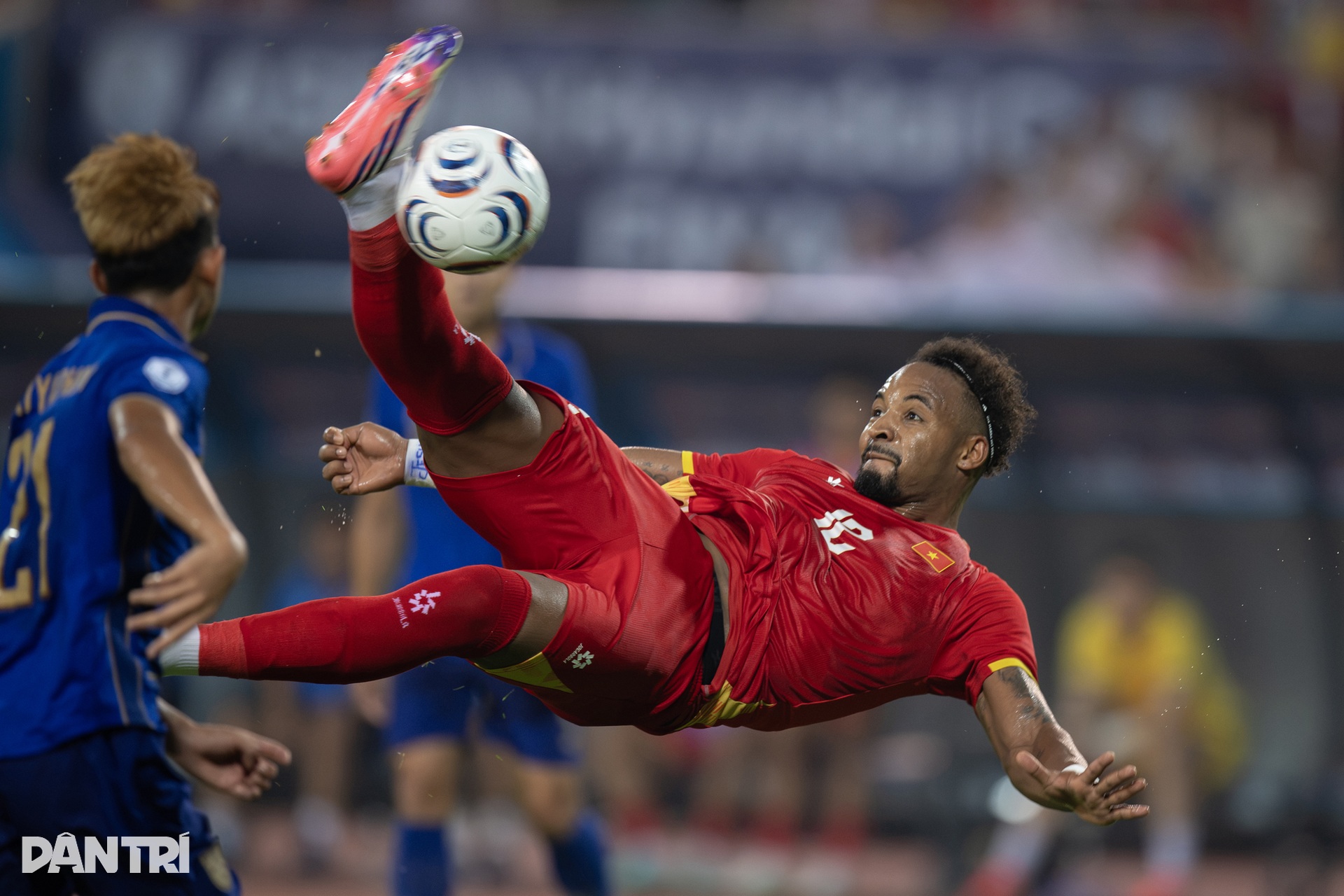 90 phút nghẹt thở đưa tuyển Việt Nam lên ngôi vô địch AFF Cup 2026 - 14 90 phút nghẹt thở đưa tuyển Việt Nam lên ngôi vô địch AFF Cup 2026 - 14
