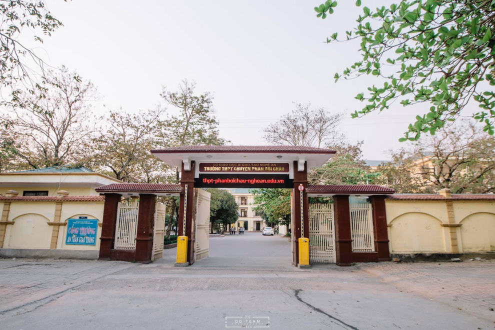 Chung kết Olympia: Vì sao Khánh Vy có mặt tại điểm cầu Nghệ An? - 2 Chung kết Olympia: Vì sao Khánh Vy có mặt tại điểm cầu Nghệ An? - 2