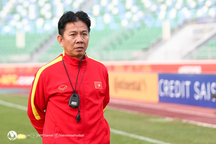 HLV Hoàng Anh Tuấn tuyên bố đanh thép trước trận quyết đấu Iran