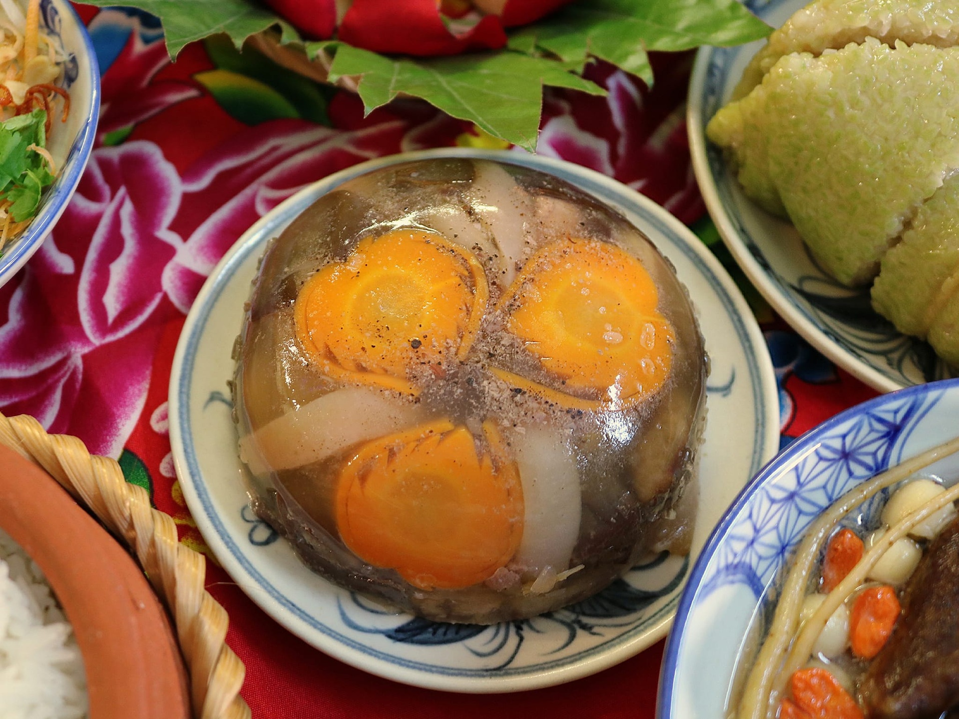 Cách nấu thịt đông ngon, trong veo như thạch cho mâm cỗ Tết - 9 Cách nấu thịt đông ngon, trong veo như thạch cho mâm cỗ Tết - 9