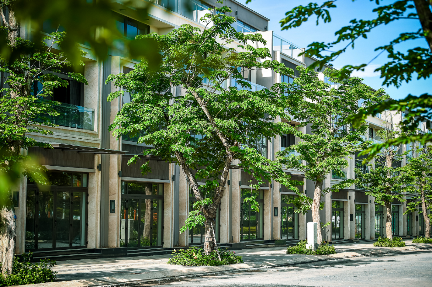 Multe potențiale de investiții și rezidențiale în Long Thanh - 2 Nhiều tiềm năng đầu tư và an cư tại Long Thành - 2