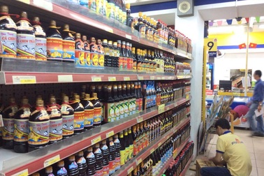 Siêu thị Fivimart Đại La: Chúng tôi không hề nghe thông báo tạm dừng bán nước mắm truyền thống