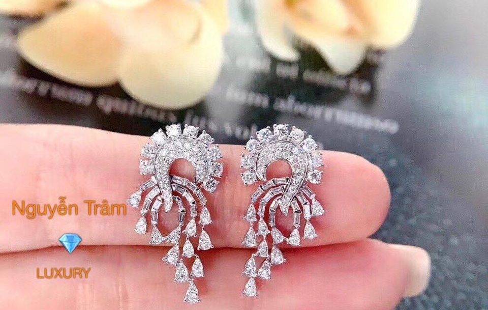 Tiệm vàng Nguyễn Trâm chia sẻ cách chọn trang sức cưới bằng vàng - 1 Tiệm vàng Nguyễn Trâm chia sẻ cách chọn trang sức cưới bằng vàng - 1