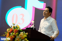 Chống thông tin xấu độc là "cuộc chiến không ngừng nghỉ"