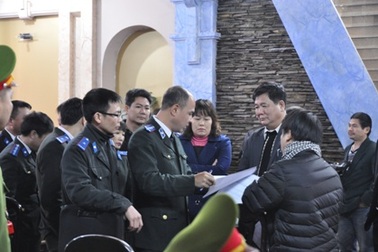 Bài 12: UBND tỉnh Phú Thọ "bật đèn xanh" cho vụ thi hành án chấn động Việt Trì?