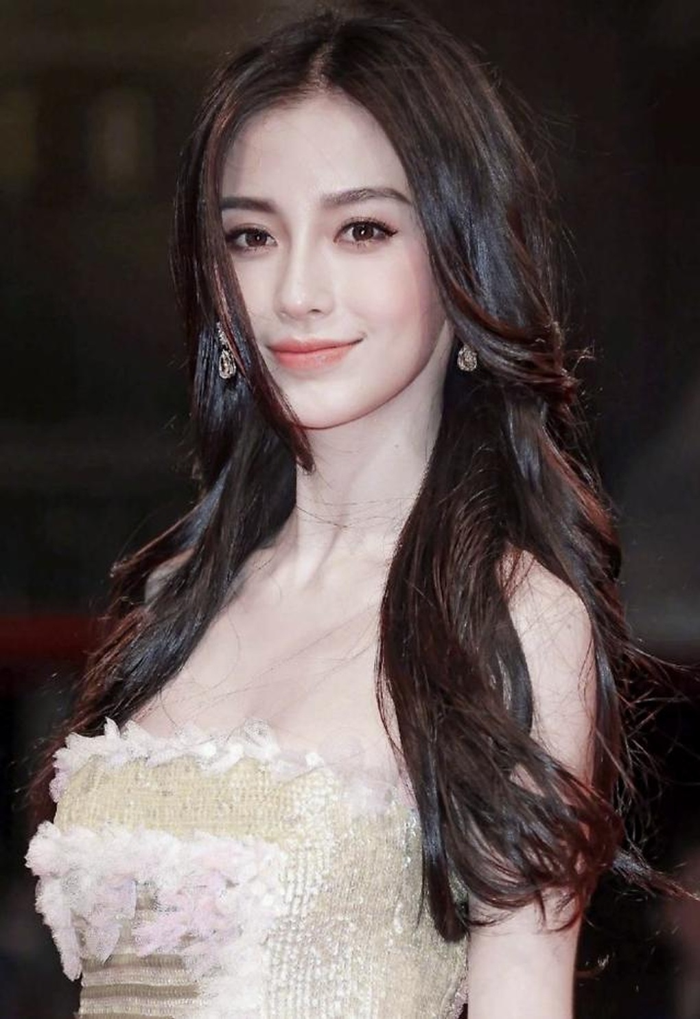 Angelababy sẽ tái xuất, gặp lại chồng cũ sau thời gian bị phong sát ngầm? - 3 Angelababy sẽ tái xuất, gặp lại chồng cũ sau thời gian bị phong sát ngầm? - 3